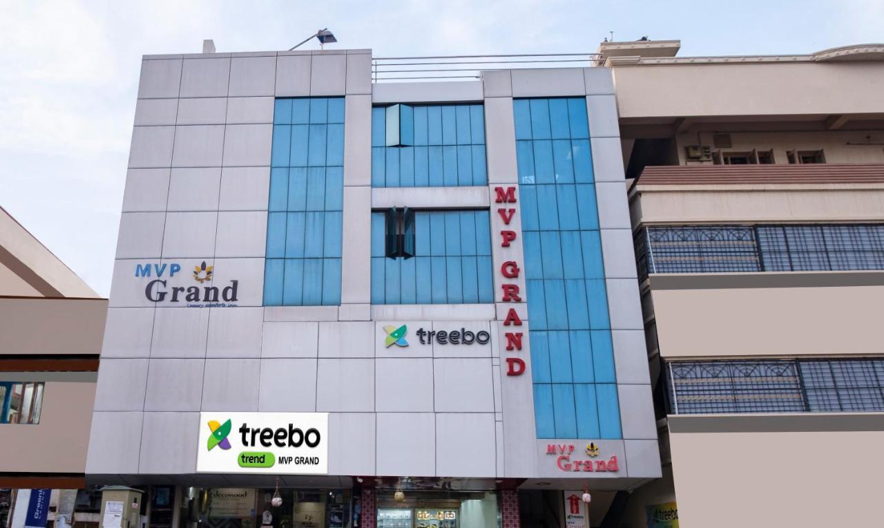 Treebo Mvp Grand Hotel Visakhapatnam Exterior foto